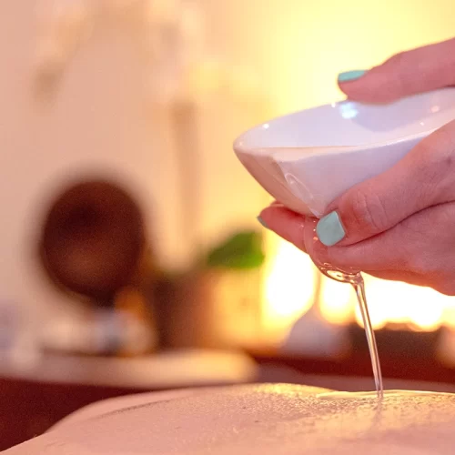 VTCT Level 3 Certificate in Massage Using Pre-Blended Aromatherapy Oils - Fast Track